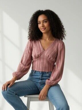 🆕 Kirious Los Angeles Cropped Long Sleeve Top Women's Small Mauce Pink